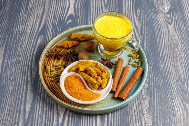 traditional-indian-drink-turmeric-golden-milk_114579-12719.jpg