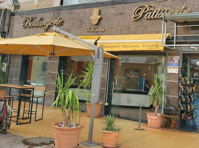 façade de la boulangerie.jpeg
