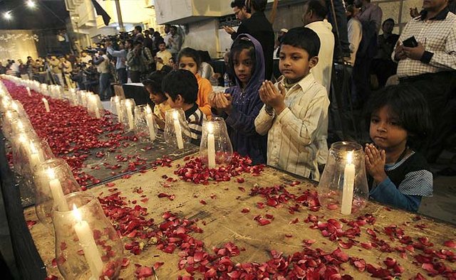 peshawar_children_mourn_pti_650.jpg