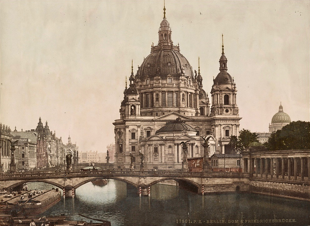 Berliner_Dom_Friedrichsbrücke_um_1900.png