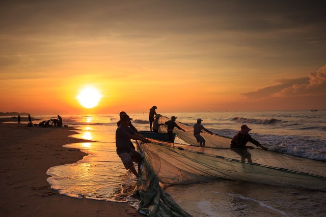 fishermen-gac242249b_1920.jpg