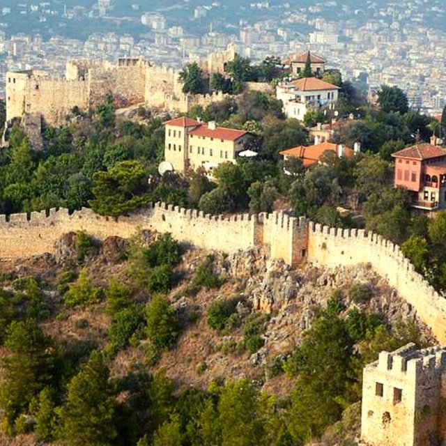 Fortress_in_Alanya.jpg