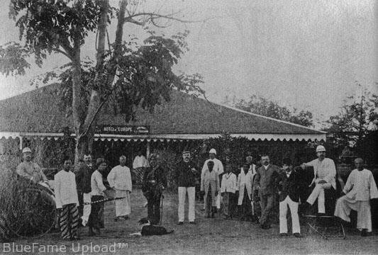 Hotel de l'Europe- di Kutaraja (Banda Aceh), tahun 1892.jpg