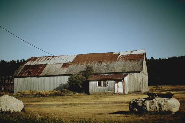 barn.jpg