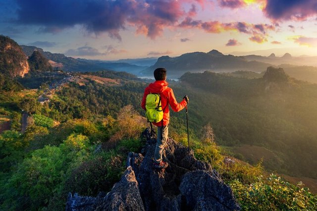 backpacker-standing-sunrise-viewpoint-ja-bo-village-mae-hong-son-province-thailand_335224-1356.jpg