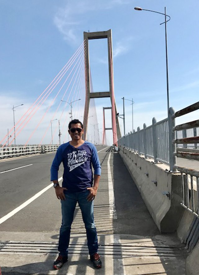 Jembatan Suramadu_02.jpg