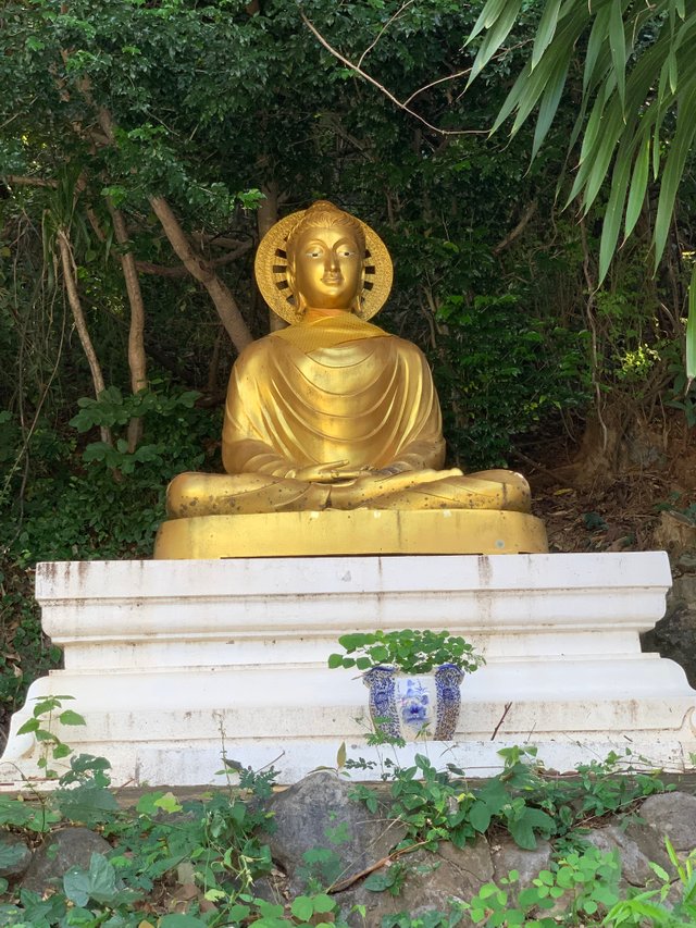 Wat Thep Phithak Punnaram39.jpg