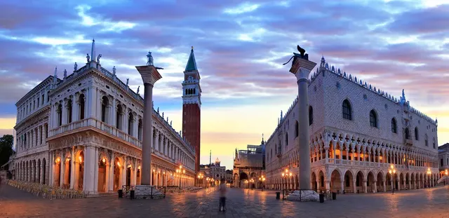 italy--veneto--venice--st-marks-square--panoramic-view-of-doges-palace-821407158-598263f5396e5a0011cad5ff.jpg