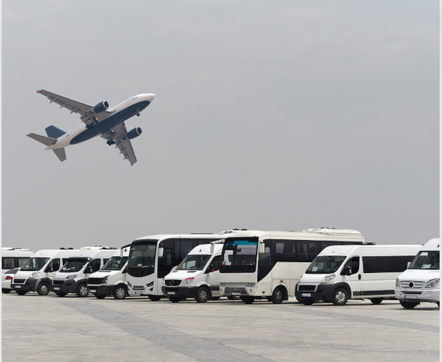 Chicago Airport Transfer limo service.png