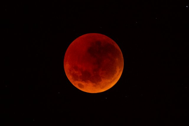 blood moon 2018.jpg