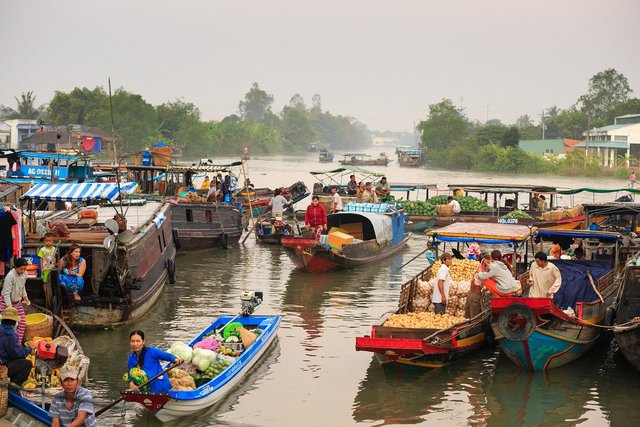 floating-market-3013639_1280.jpg
