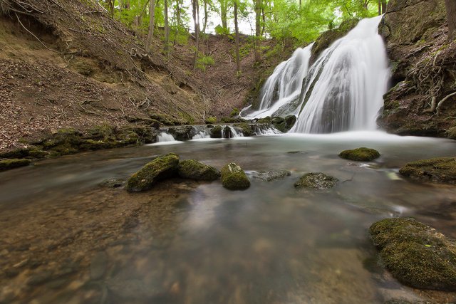 9050439285-waterfall-near-grosbartloff (FILEminimizer).jpg