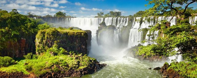 iguazu_falls.jpg