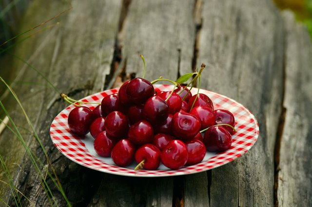 cherries-fruits-sweet-cherry-cherry-harvest-162804.jpeg