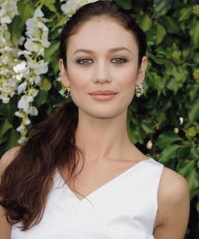 olga-kurylenko-768x923.jpg