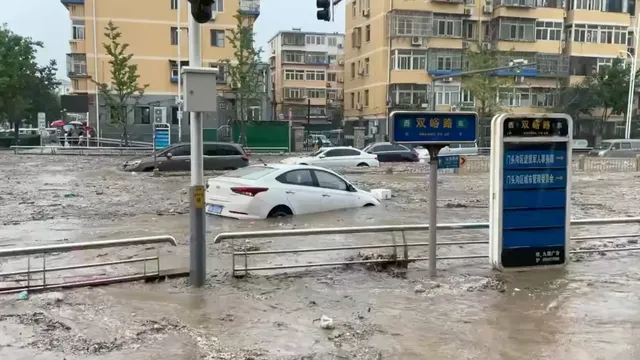 230731215721-03-china-beijing-typhoon-doksuri-khanun-floods-deaths-intl-hnk.webp