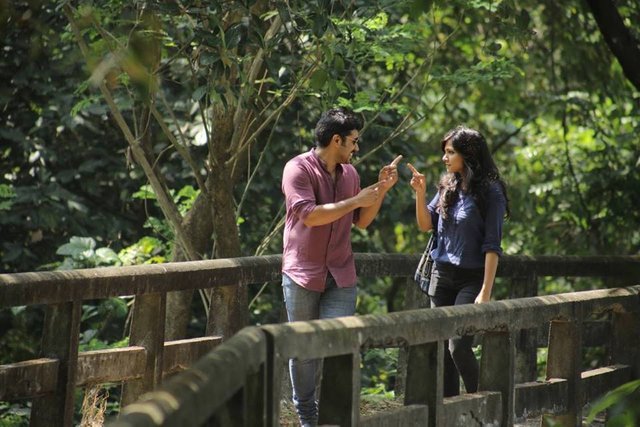 56-nivin-pauly-and-madonna-sebastian-in-premam-malayalam-movie-stills-top-movie-rankingsjpg.jpg