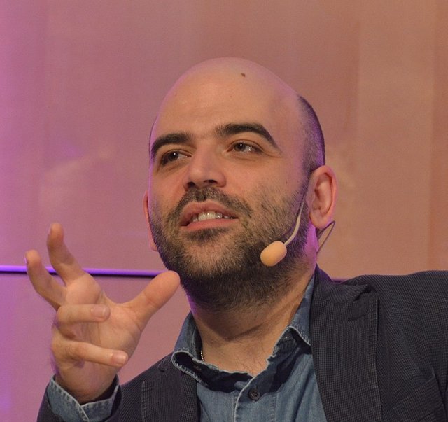 saviano.jpg