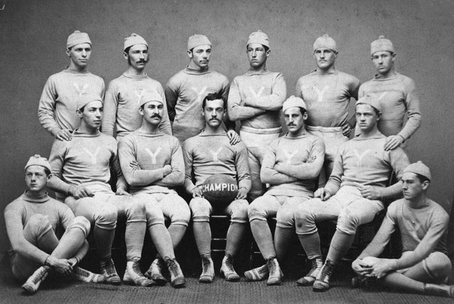 Yale_football_1876.jpg