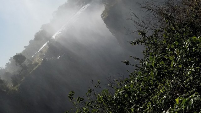 Victoria Falls 42 Degrees.jpg