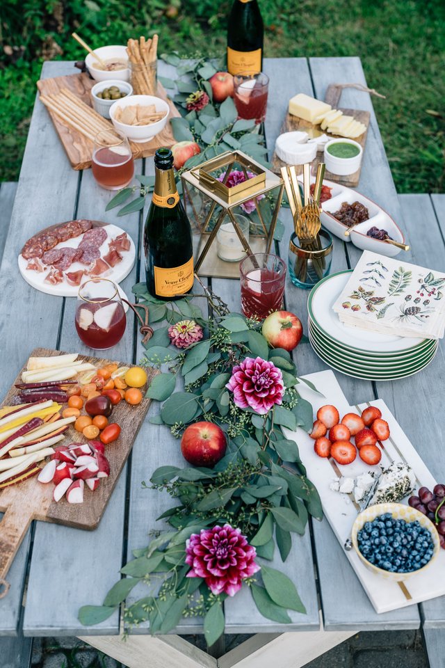 jess-ann-kirby-fall-entertaining-fall-tablescape-apples-dahlias-crudite.jpg