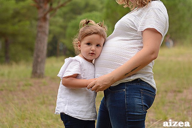 sesion-fotos-embarazo-familia-arrankudiaga.jpg