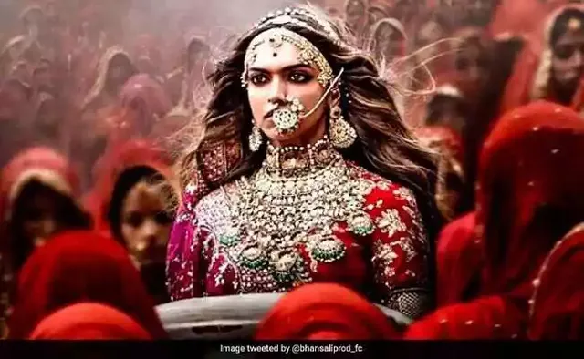 padmavati-deepika-padukone-twitter_650x400_51511351873.jpg