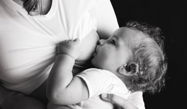 breastfeeding_small.jpg