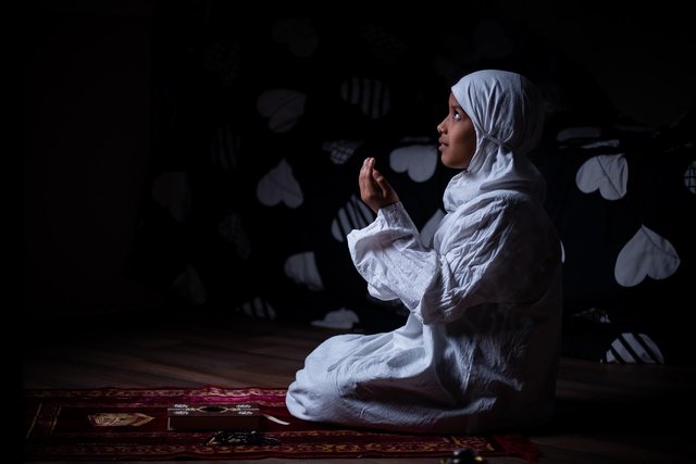 muslim-7872565_1280.jpg
