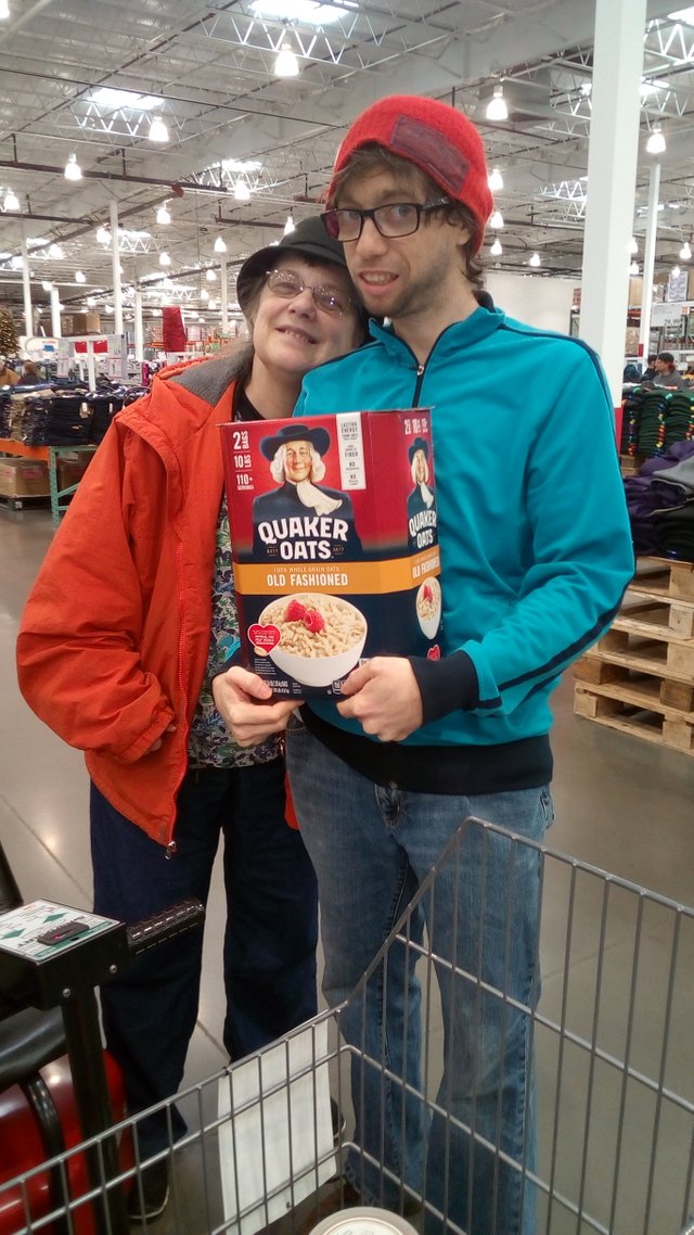 Oatmeal Joey & Mommy IMG_20181123_115356.jpg