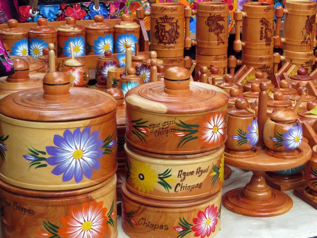 market-pottery-terracotta-art-display-mexico-agua-azul-man-made-object-1044717.jpg