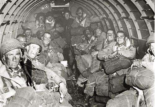 John_Taylor_s_plane_D_Day_small_500_344_75.jpg