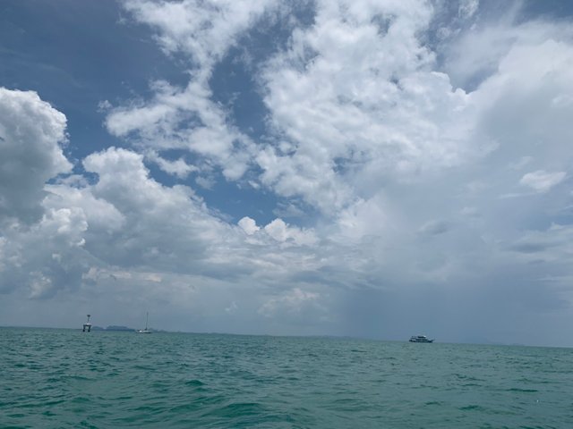 Railay Beach8.jpg