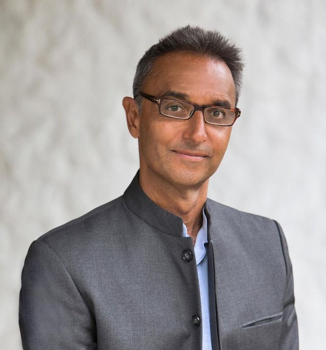 https _blogs-images.forbes.com_pamelaambler_files_2018_06_Sonu_Portrait3R_by-Richard-Waite.jpg