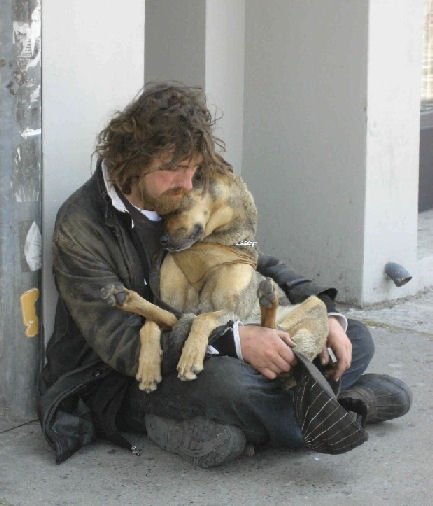 amizade_mendigo_e_cachorro.jpg