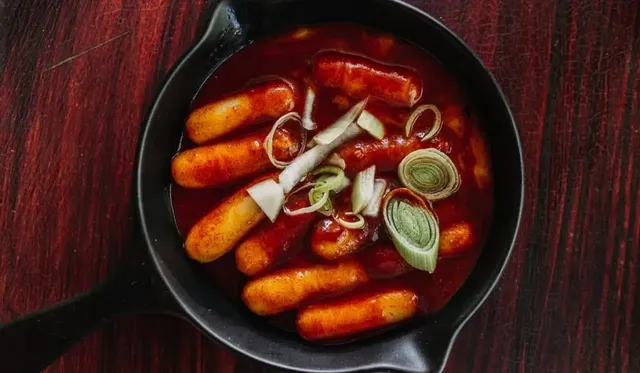 Tteokbokki-2-1024x597.jpg.webp