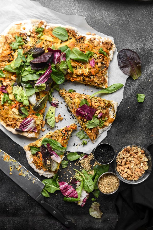 Sweet Hot Sesame Mustard Veggie Pizza (7).jpg