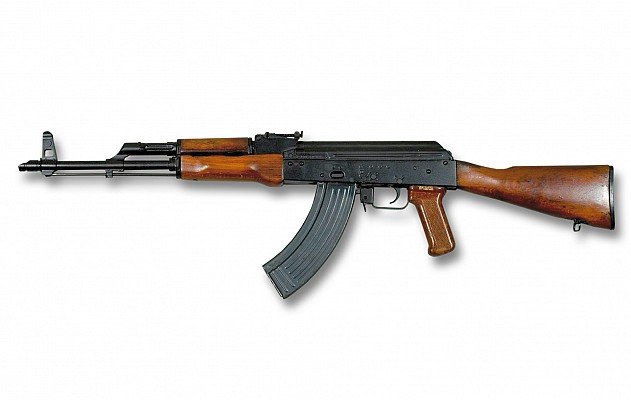 fa_ar_akm_p03.jpg