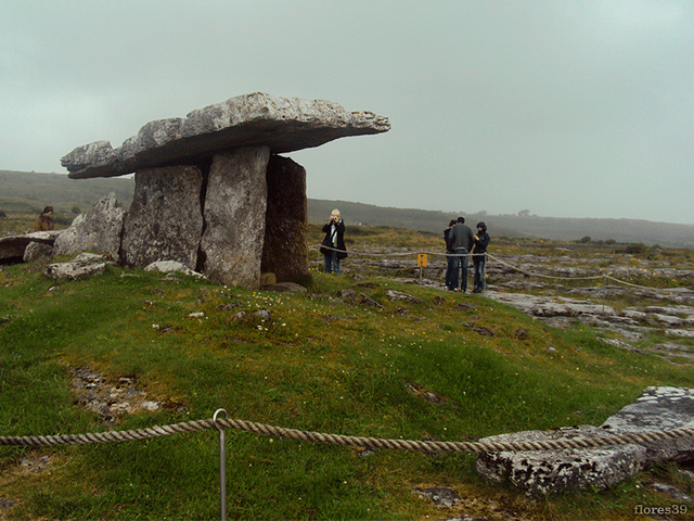 Poulnabrone-3.png