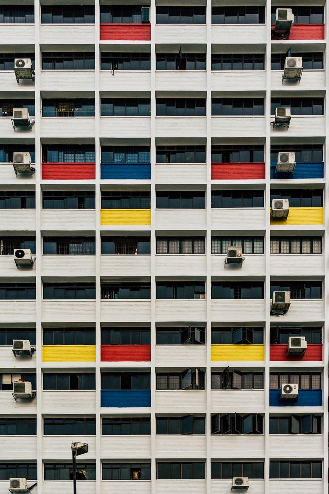 Simple apartment building.jpg