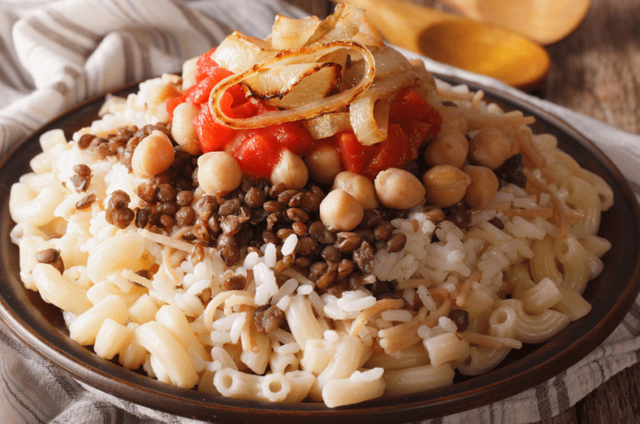 Egyptian-Koshari-in-a-Plate-800x530.png