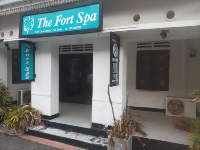 Galle fort spa.jpg