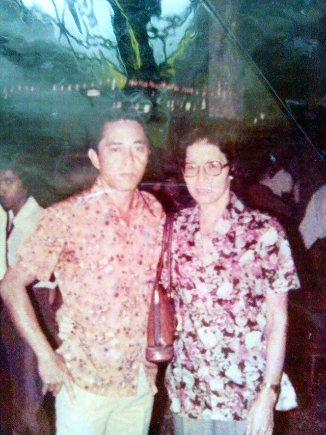 dad and mom abroad1.jpg
