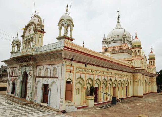 jugal-kishore-temple.jpg