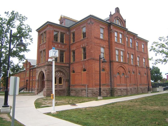 Side-view2-Police-Academy.jpg