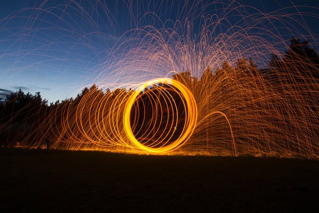 light-painting-2080706_1280.jpg