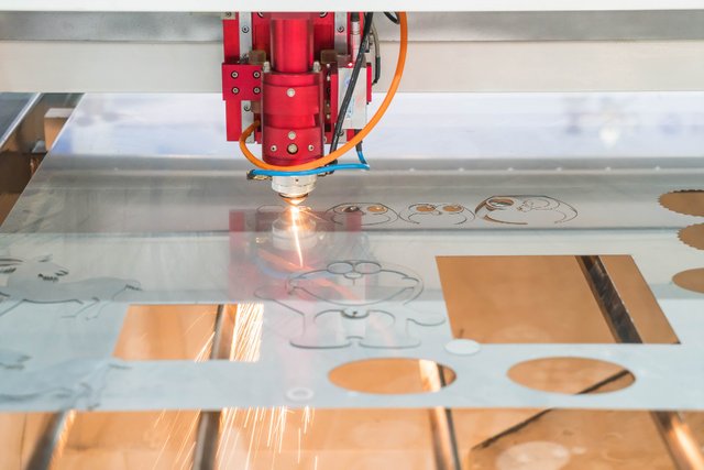 laser tube cutting.jpg