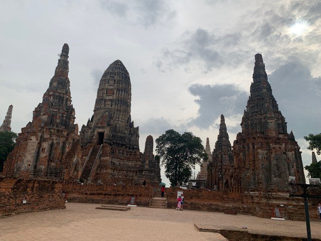 Wat Chaiwatthanaram3.jpg