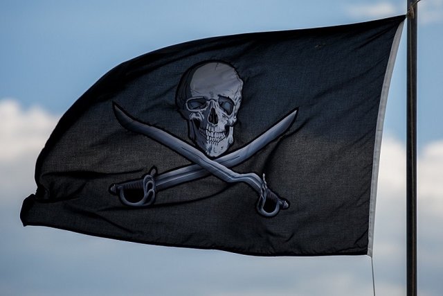 pirate-flag-in-the-sky-1443282333nVd.jpg