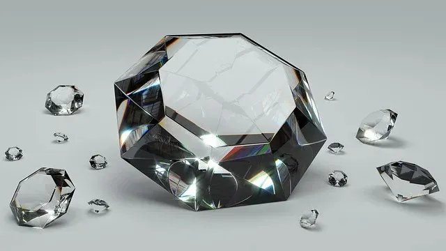 diamond-1186139_640.webp